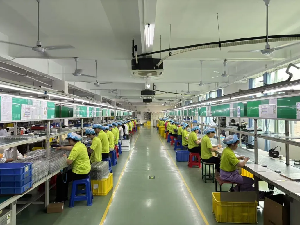 Chloe Toys production line